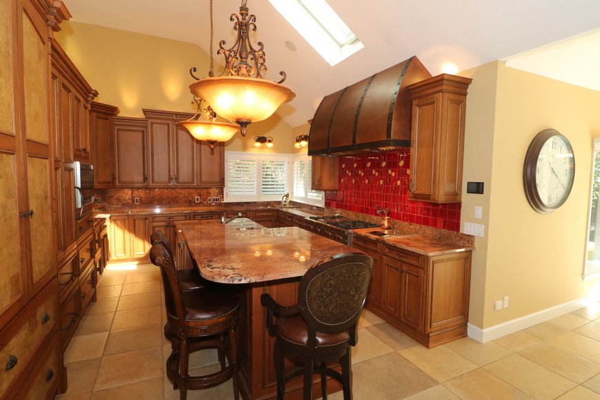 Image for MINIMUM BID AUCTION! $499,000 - 14 Riverhills Lane