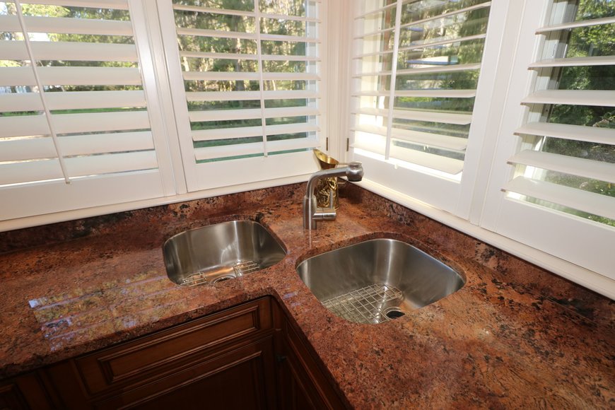 Image for MINIMUM BID AUCTION! $499,000 - 14 Riverhills Lane