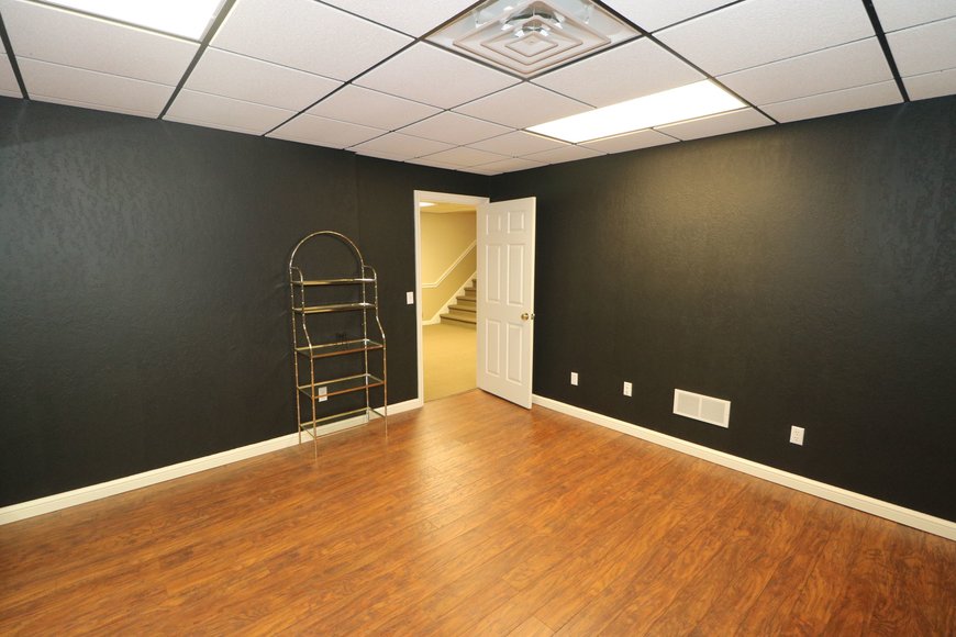 Image for MINIMUM BID AUCTION! $499,000 - 14 Riverhills Lane