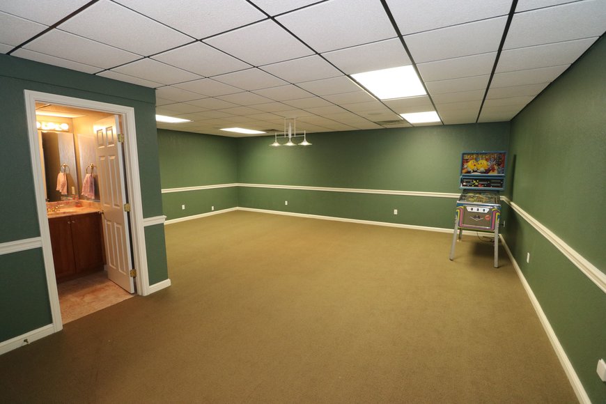 Image for MINIMUM BID AUCTION! $499,000 - 14 Riverhills Lane