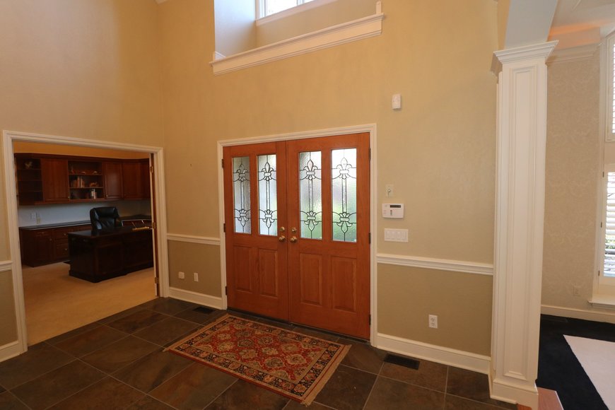 Image for MINIMUM BID AUCTION! $499,000 - 14 Riverhills Lane