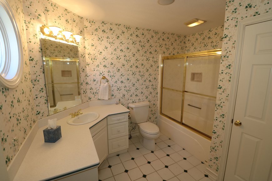 Image for MINIMUM BID AUCTION! $499,000 - 14 Riverhills Lane