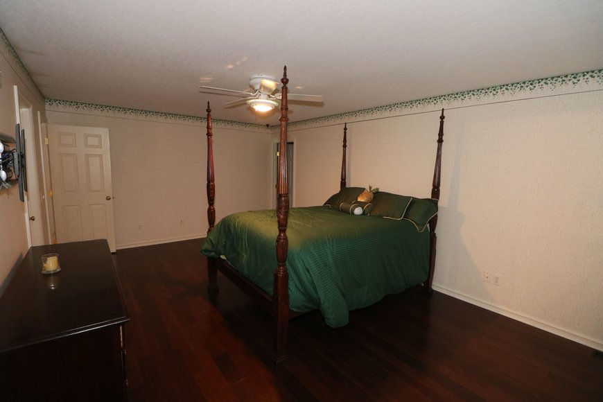 Image for MINIMUM BID AUCTION! $499,000 - 14 Riverhills Lane