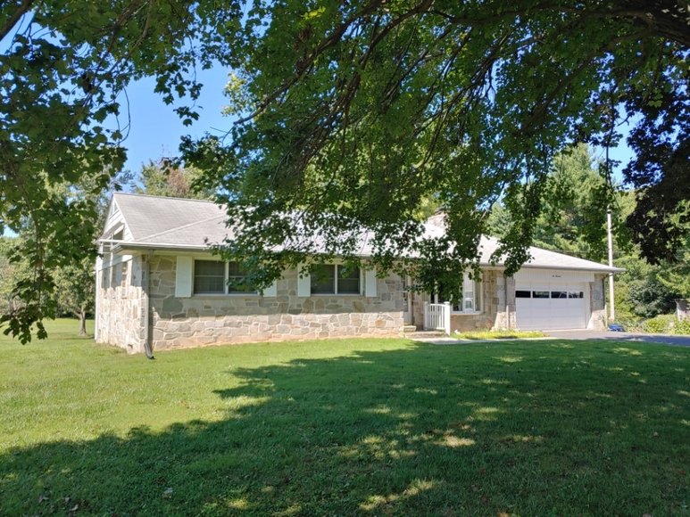 Image for To settle the Estate of Laurine Edwards Brewer
PUBLIC ESTATE AUCTION - HARFORD CO.