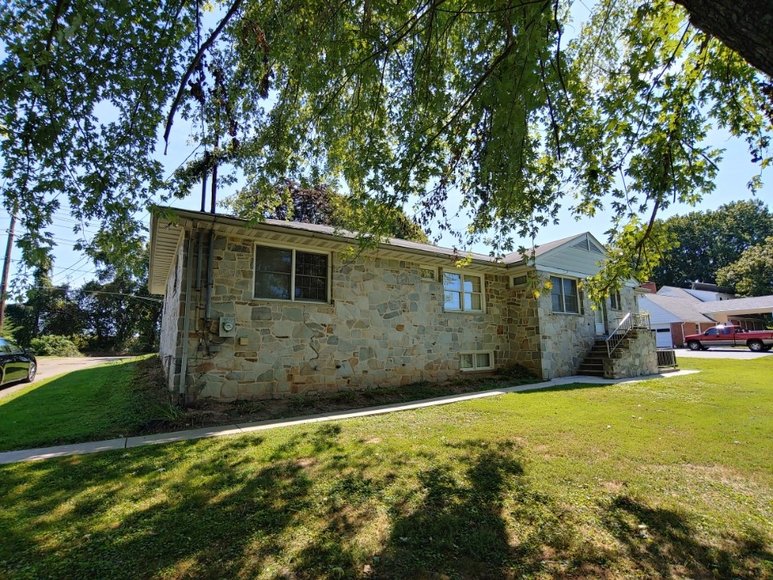 Image for To settle the Estate of Laurine Edwards Brewer
PUBLIC ESTATE AUCTION - HARFORD CO.