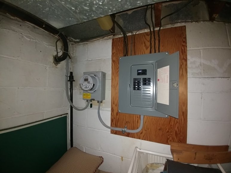 Image for Attn: Investors & First Time Buyers!
PUBLIC AUCTION - BALTIMORE CO. MD.