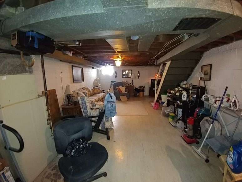 Image for Attn: Investors & First Time Buyers!
PUBLIC AUCTION - BALTIMORE CO. MD.