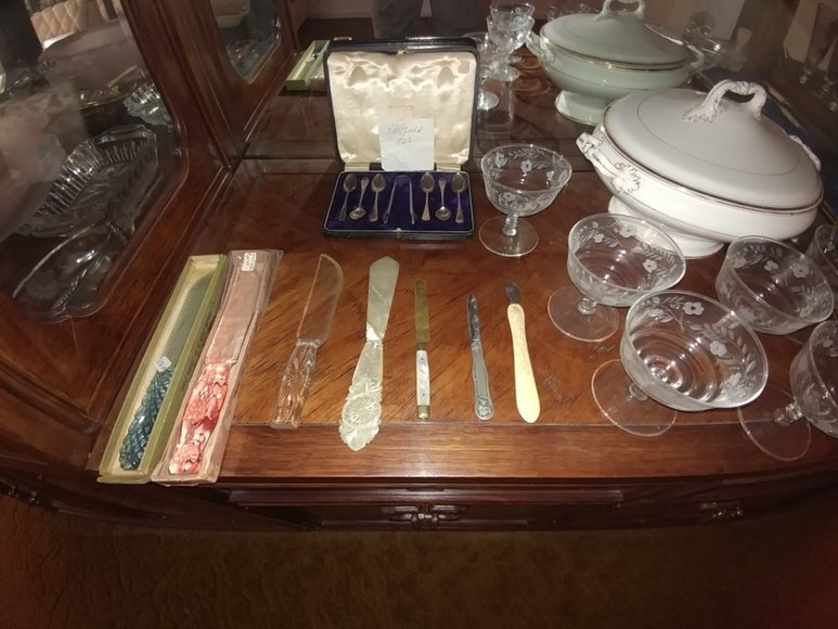 Image for RENOWNED KNIFE MAKER RAYMOND BEERS DOWNSIZING
PUBLIC AUCTION - BALTIMORE CO. MD.