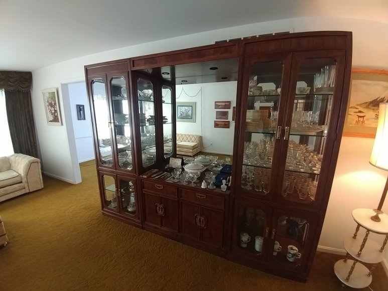 Image for RENOWNED KNIFE MAKER RAYMOND BEERS DOWNSIZING
PUBLIC AUCTION - BALTIMORE CO. MD.