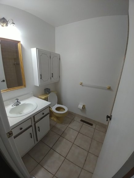 Image for RENOWNED KNIFE MAKER RAYMOND BEERS DOWNSIZING
PUBLIC AUCTION - BALTIMORE CO. MD.