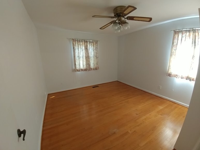 Image for RENOWNED KNIFE MAKER RAYMOND BEERS DOWNSIZING
PUBLIC AUCTION - BALTIMORE CO. MD.