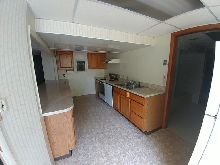 Image for RENOWNED KNIFE MAKER RAYMOND BEERS DOWNSIZING
PUBLIC AUCTION - BALTIMORE CO. MD.