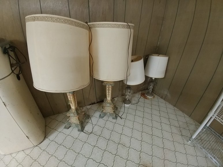 Image for RENOWNED KNIFE MAKER RAYMOND BEERS DOWNSIZING
PUBLIC AUCTION - BALTIMORE CO. MD.