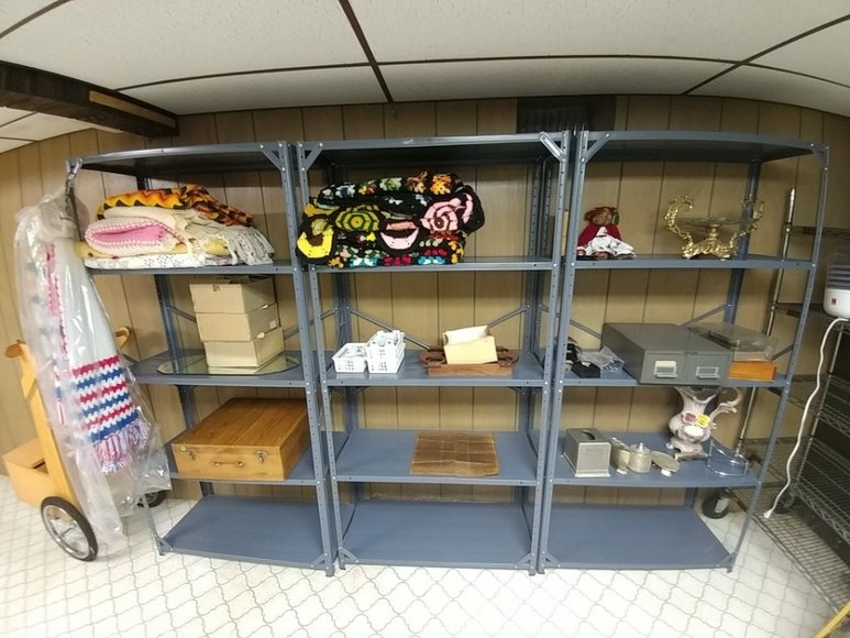 Image for RENOWNED KNIFE MAKER RAYMOND BEERS DOWNSIZING
PUBLIC AUCTION - BALTIMORE CO. MD.