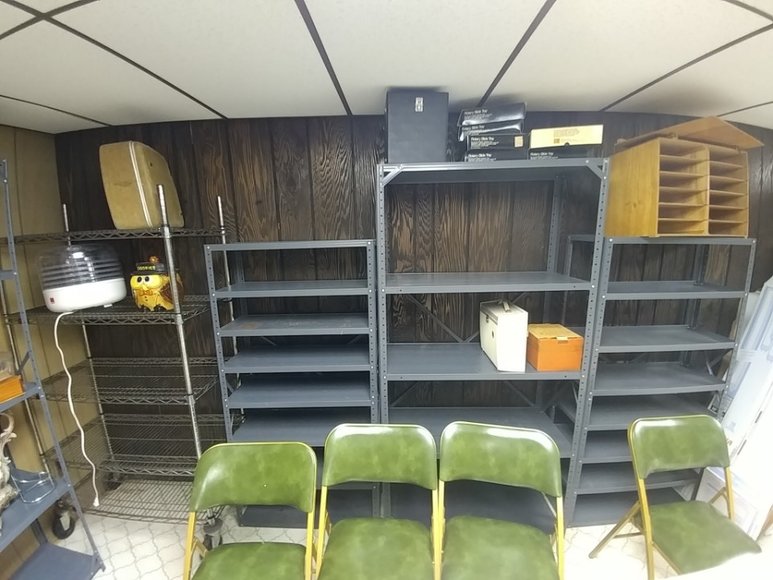 Image for RENOWNED KNIFE MAKER RAYMOND BEERS DOWNSIZING
PUBLIC AUCTION - BALTIMORE CO. MD.