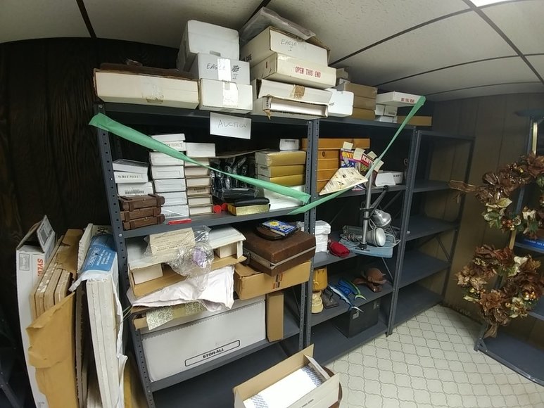 Image for RENOWNED KNIFE MAKER RAYMOND BEERS DOWNSIZING
PUBLIC AUCTION - BALTIMORE CO. MD.