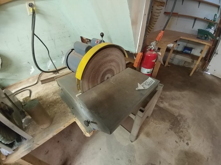 Image for RENOWNED KNIFE MAKER RAYMOND BEERS DOWNSIZING
PUBLIC AUCTION - BALTIMORE CO. MD.