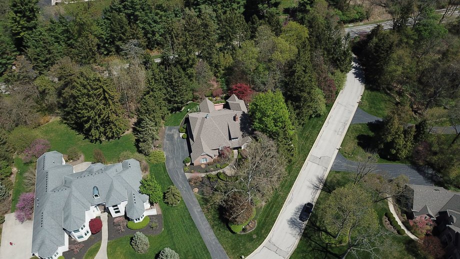 Image for MINIMUM BID AUCTION! $499,000 - 14 Riverhills Lane