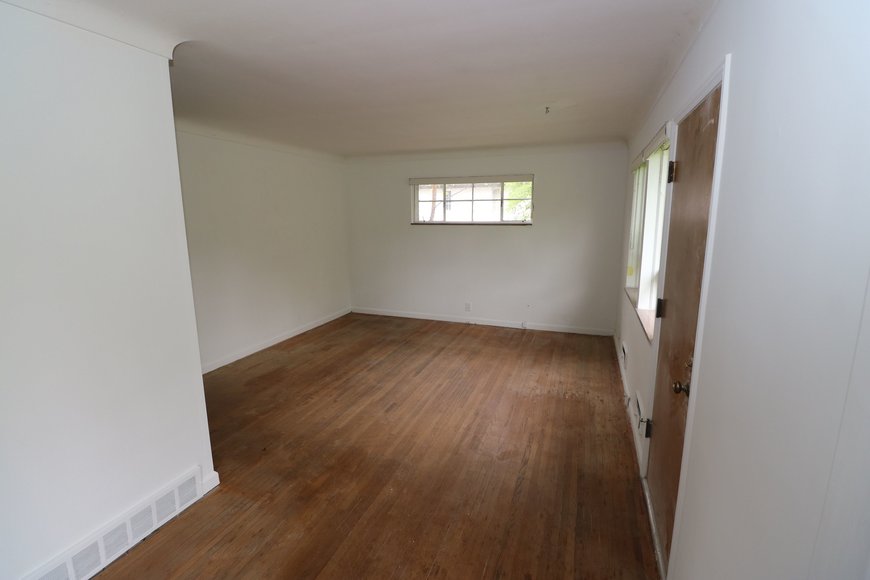 Image for MINIMUM BID AUCTION! $160,000 - 3608 Bancroft Street