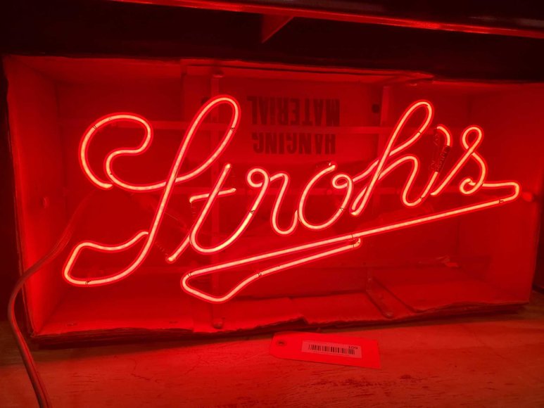 Image for Furniture, Collectibles, Coins & Household-New North