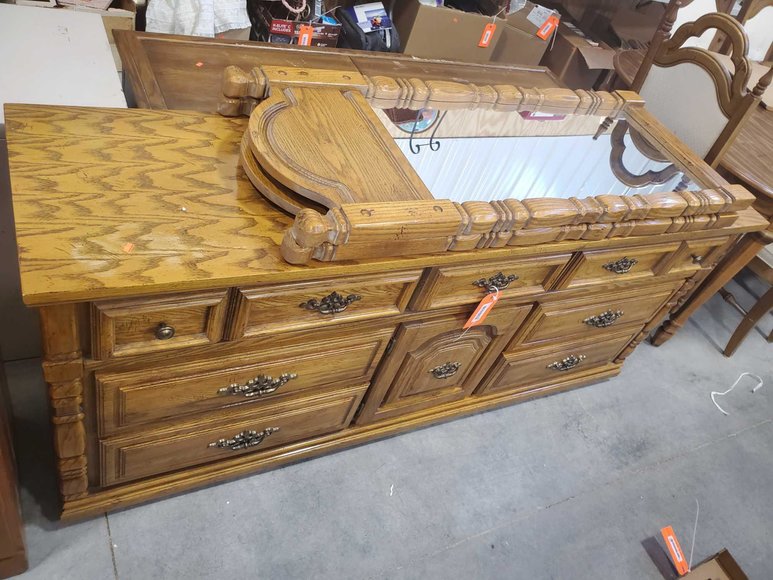 Image for Furniture, Collectibles, Coins & Household-New North