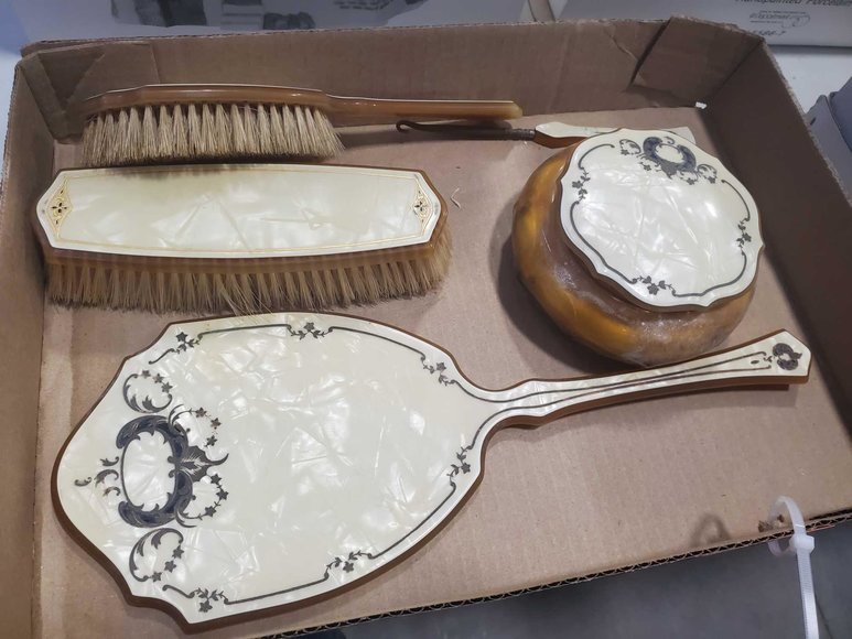 Image for Furniture, Collectibles, Coins & Household-New North