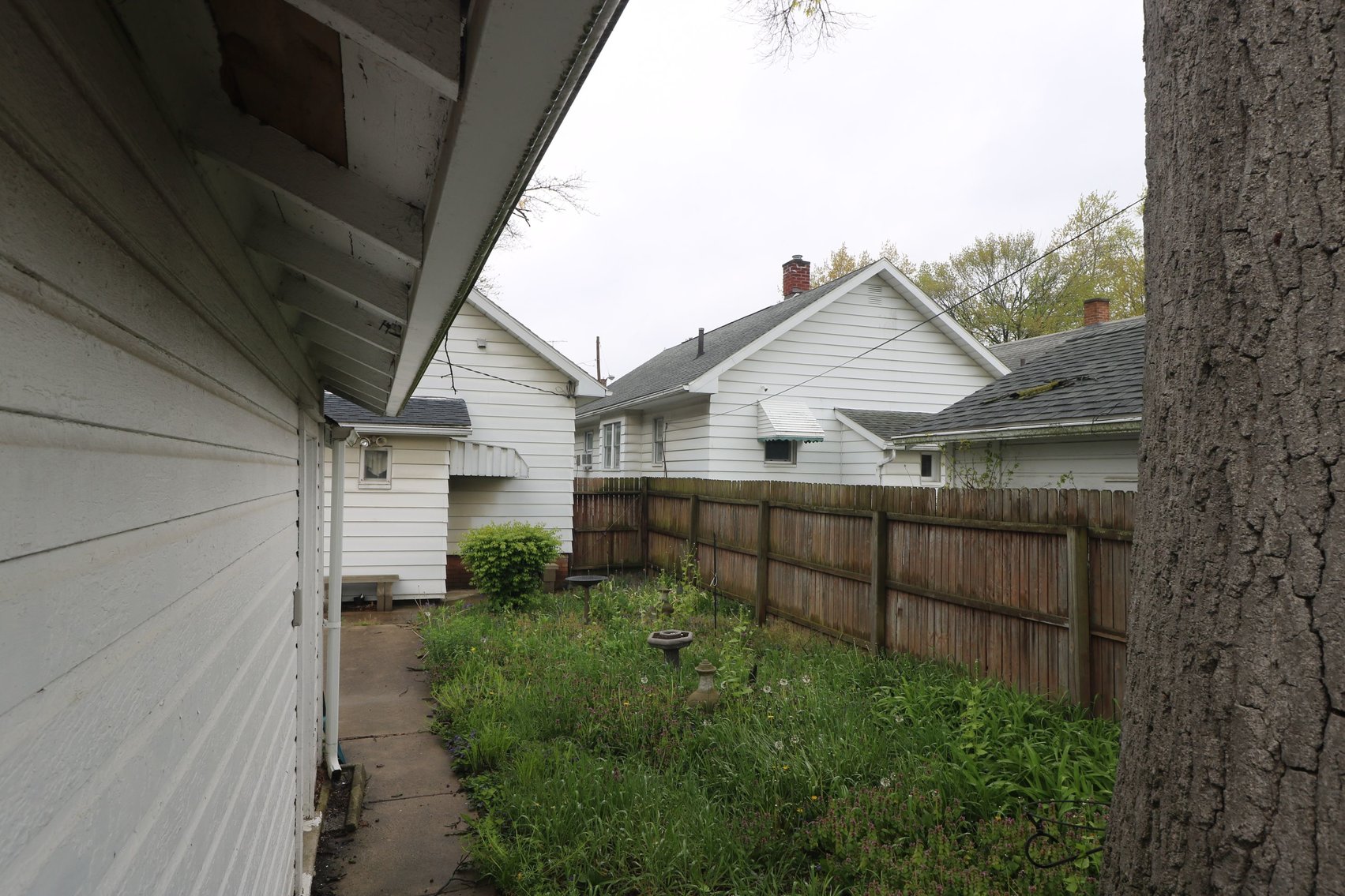 Image for ABSOLUTE AUCTION! - 729 Geneva Avenue