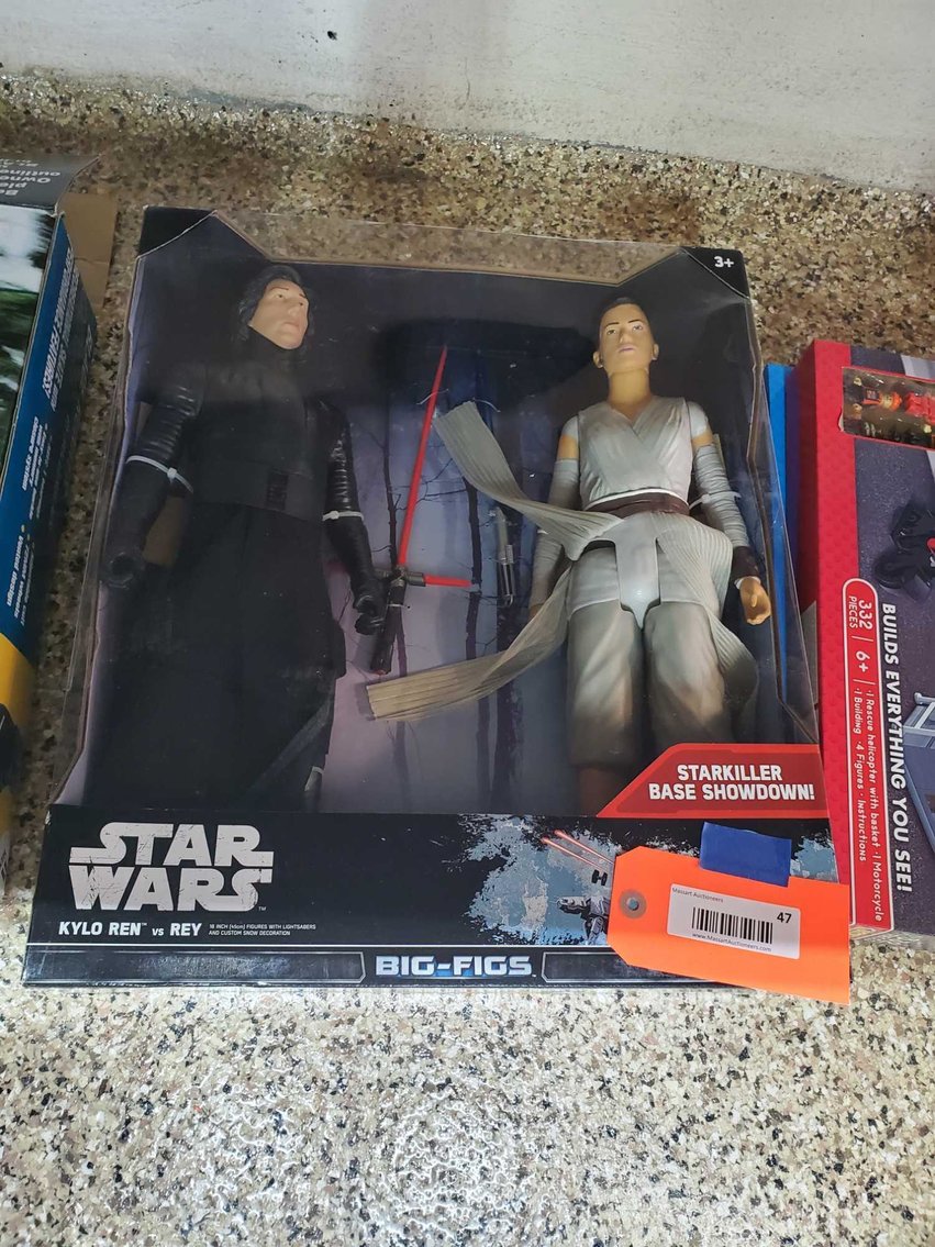 Image for Vehicle, Coins, Furniture, Collectibles-Main Front