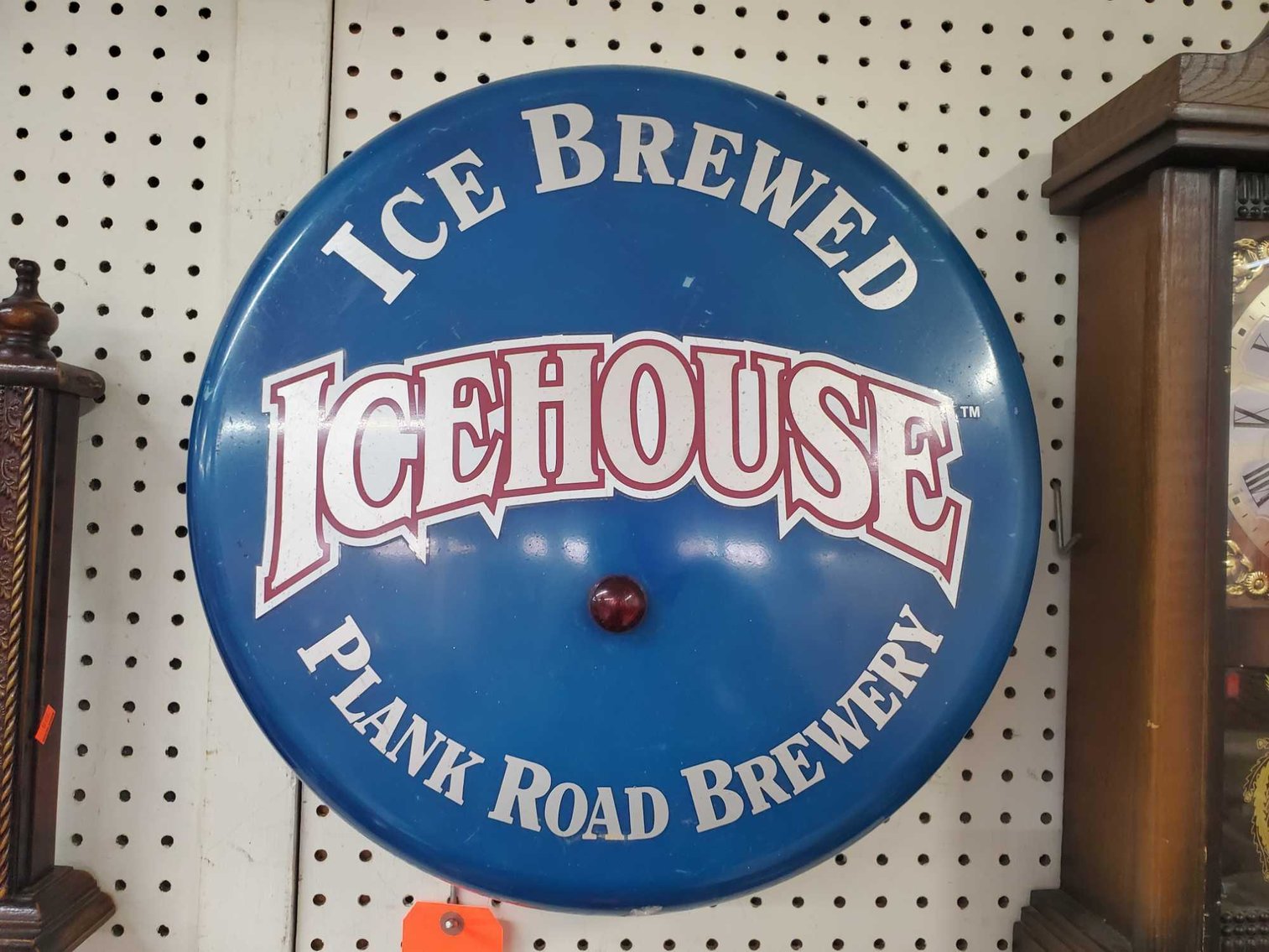 Image for Vehicle, Coins, Furniture, Collectibles-Main Front