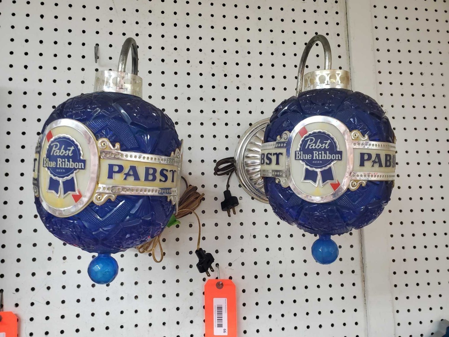 Image for Vehicle, Coins, Furniture, Collectibles-Main Front