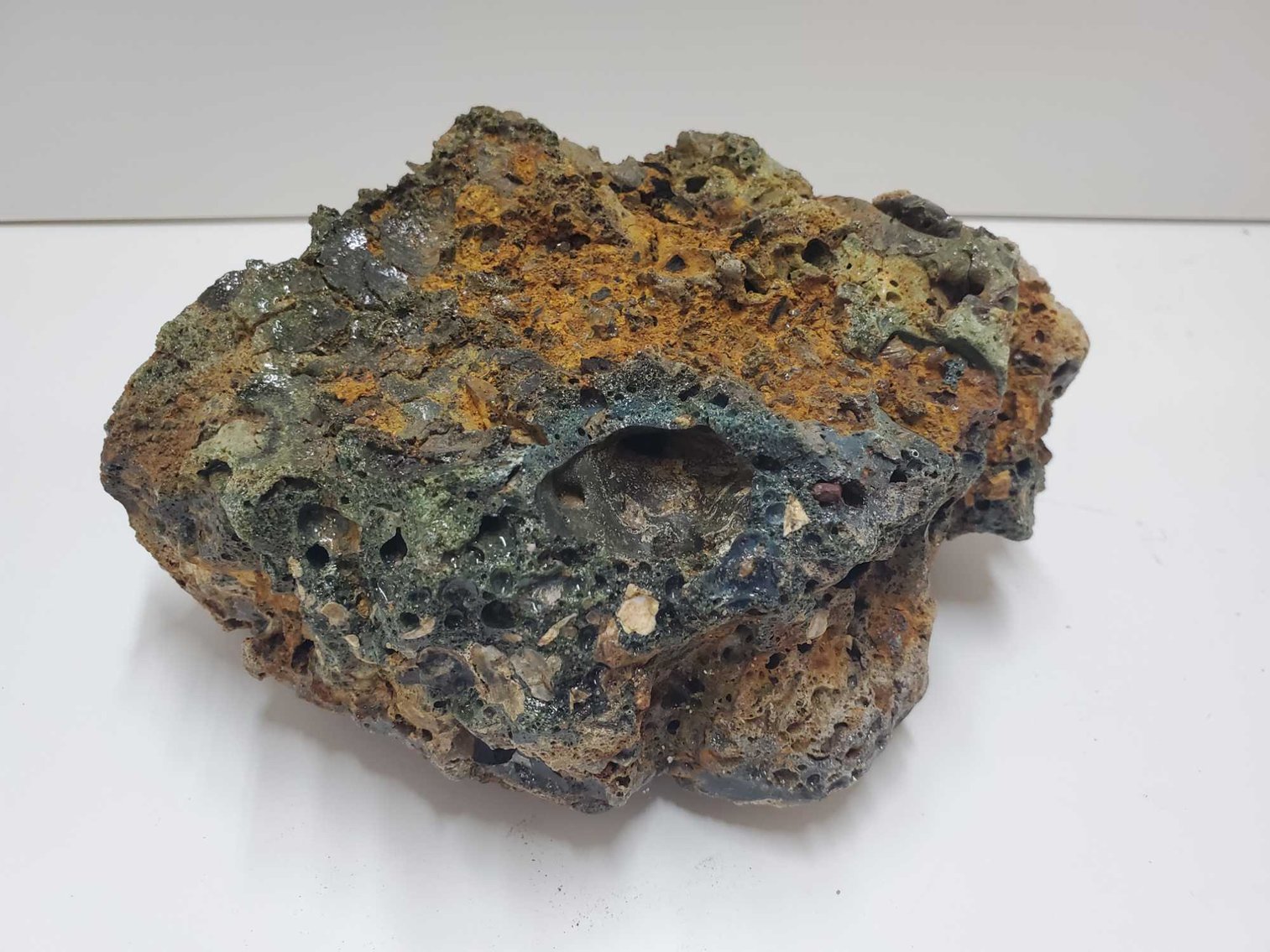 Image for Vehicle, Coins, Furniture, Collectibles-Main Front