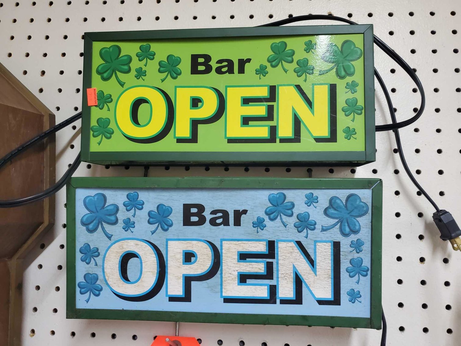 Image for Vehicle, Coins, Furniture, Collectibles-Main Front