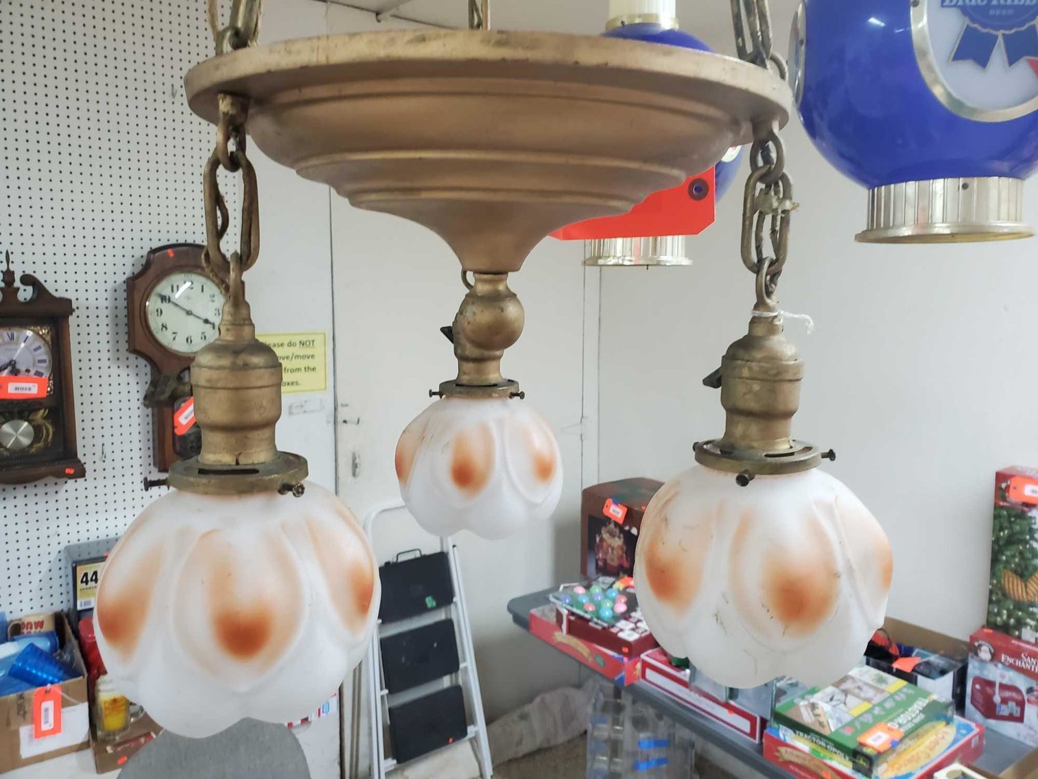 Image for Vehicle, Coins, Furniture, Collectibles-Main Front