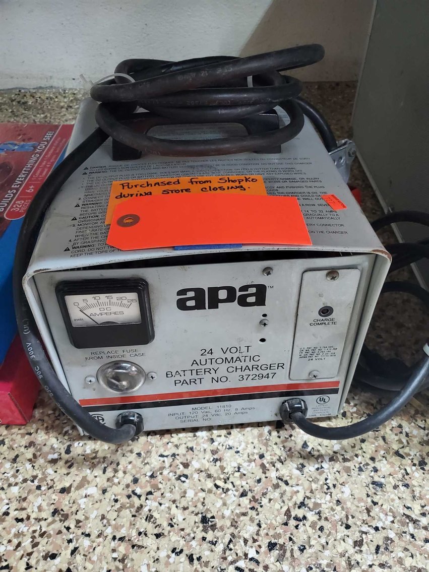 Image for Vehicle, Coins, Furniture, Collectibles-Main Front