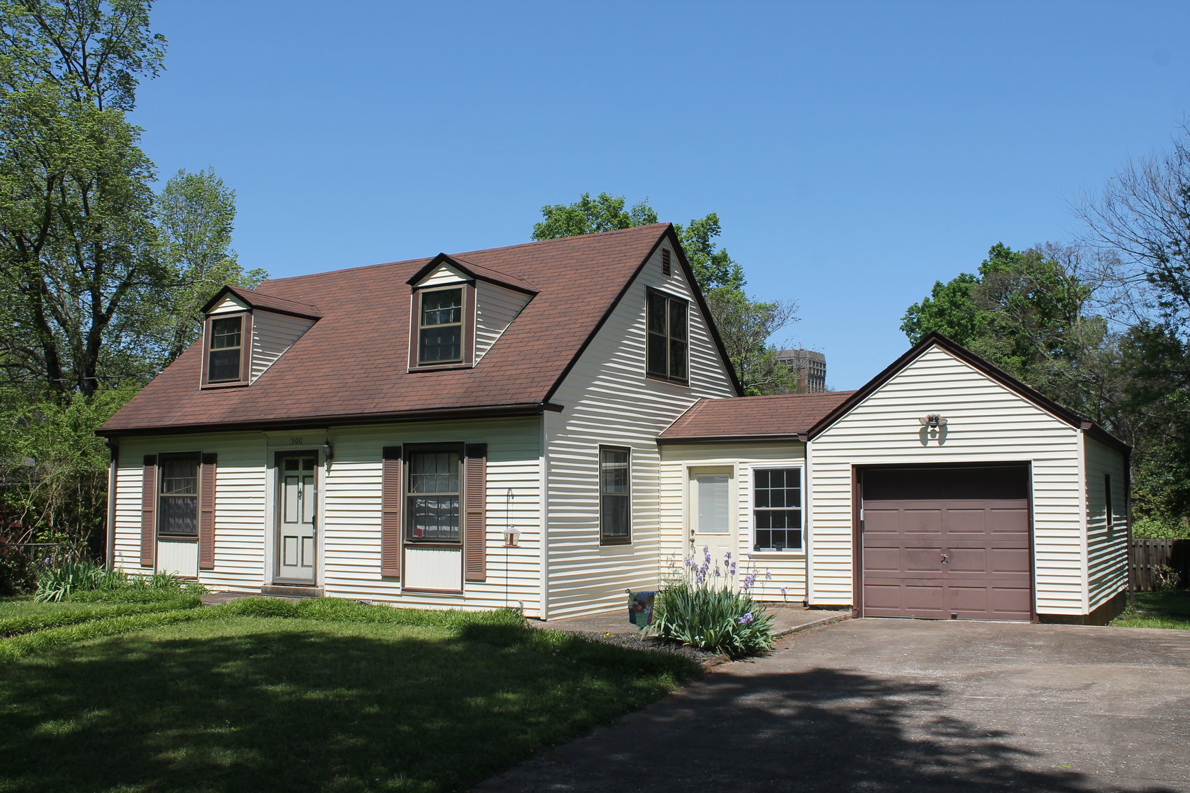 Image for 500 Woodland Ave