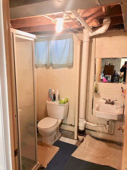 Image for 5 BR/2 BA Home w/Basement on .3 +/- Acre Lot Only Minutes From Liberty University & University of Lynchburg--ONLINE ONLY BIDDING!!