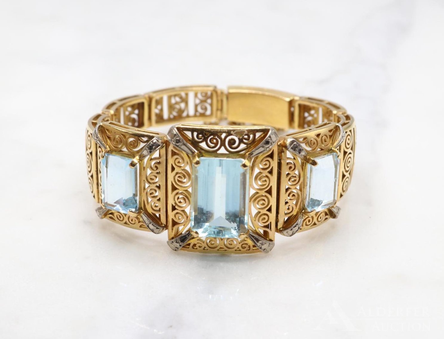 Image for Fine Jewelry and Silver | June 3, 2020 at 10:00 AM