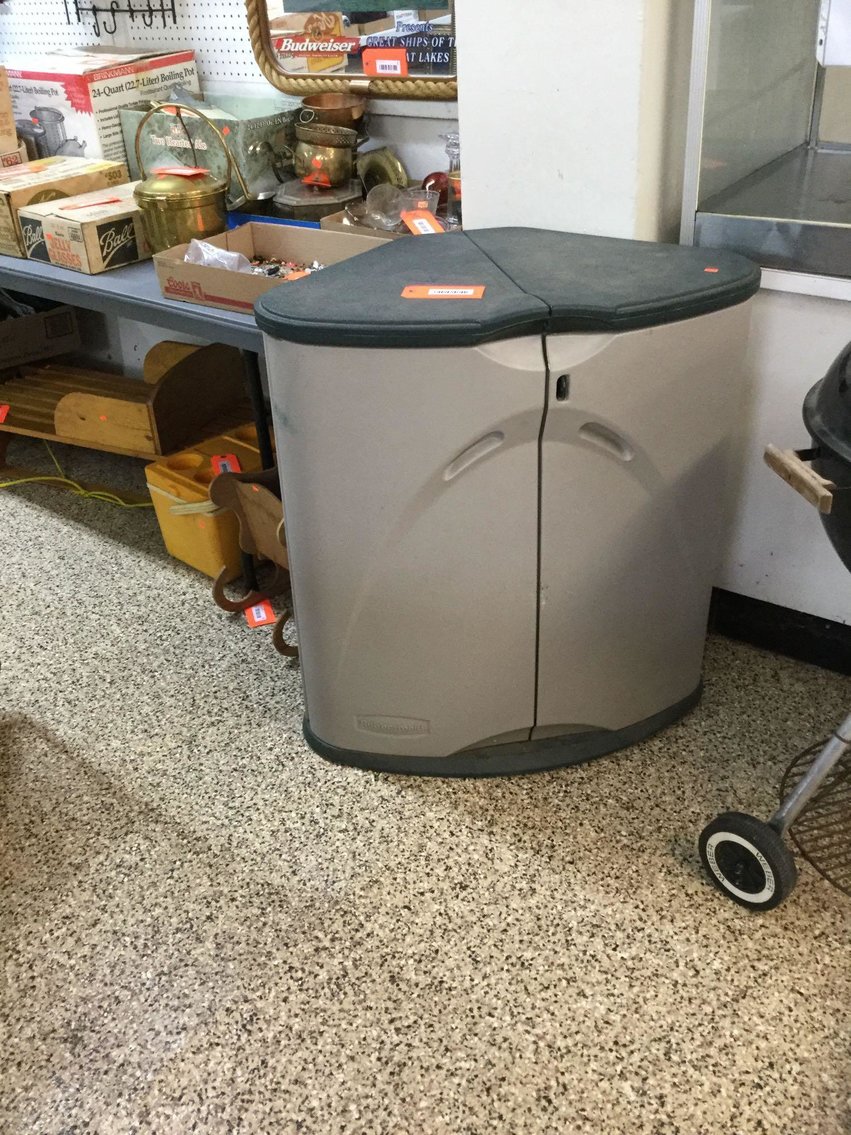 Image for Furniture, Collectibles, Household-Main building front half