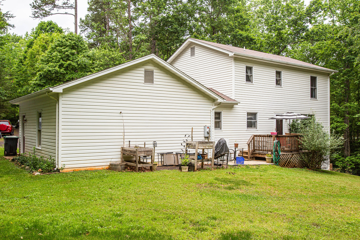 3 BR/2.5 BA Home on 1.3 +/ Acre Lot in Merrimac South DevelopmentCulpeper County, VA