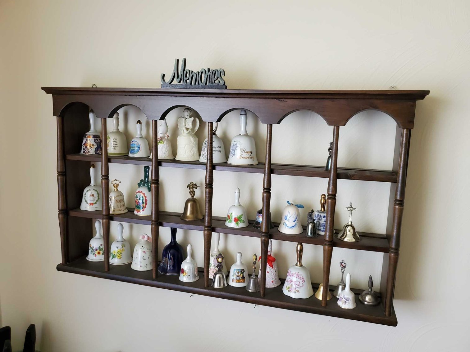 Image for 1957 Chevy Bel Air, 2018 Buick Enclave, Furniture, Collectibles, Household-Algoma