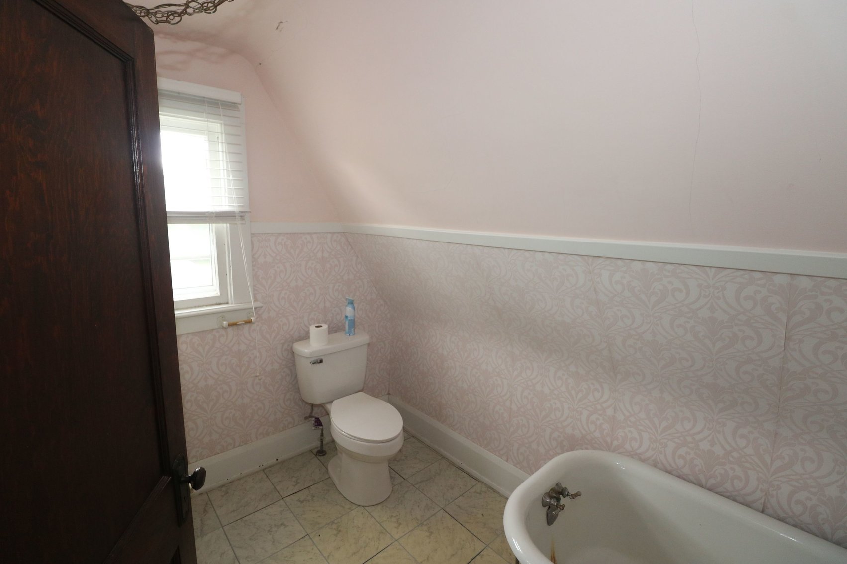 Image for MINIMUM BID AUCTION! $80,000 - 210 East Main Street