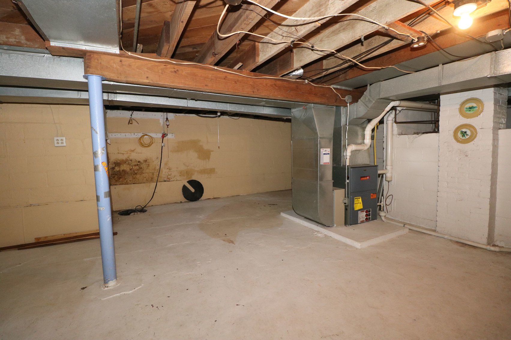 Image for MINIMUM BID AUCTION! $80,000 - 210 East Main Street