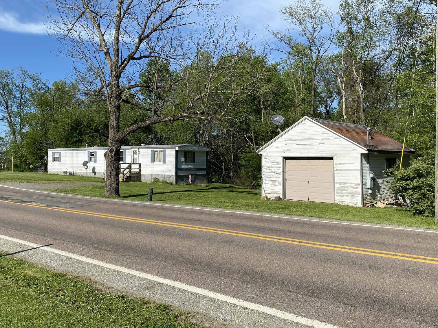 Image for Furnished Mobile Home Sold to the Highest Bidder