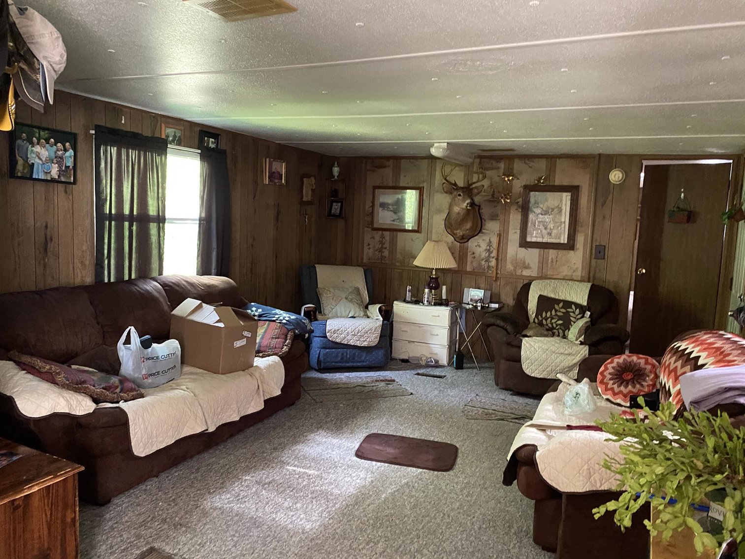 Image for Furnished Mobile Home Sold to the Highest Bidder