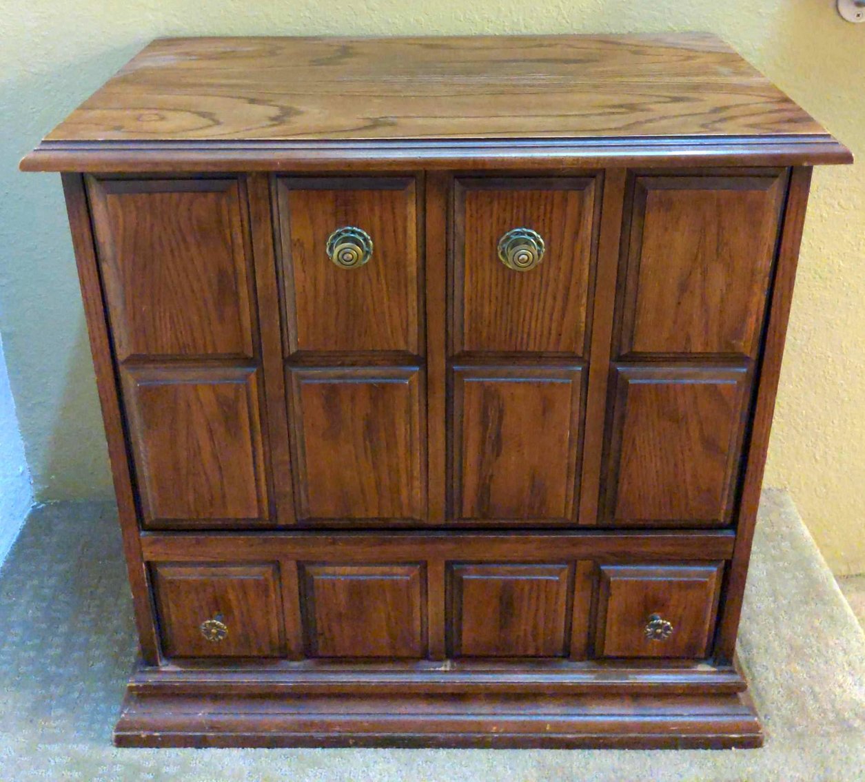 Image for Hillstrand Pond Online Auction