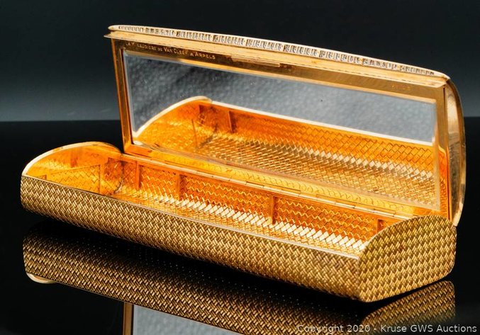 Image for Luxury Jewelry & Designer Accessories