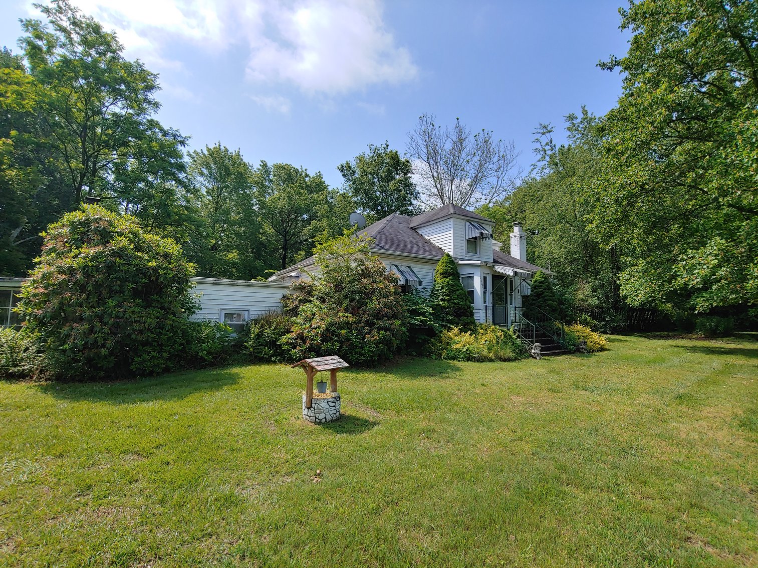 Image for 2 STORY VINYL SIDED 3 BR, 2 BATH HOME, 2 PARCELS, ZONED R-2, 2.24+/- ACRES PLUS REMAINING PERSONAL PROPERTY