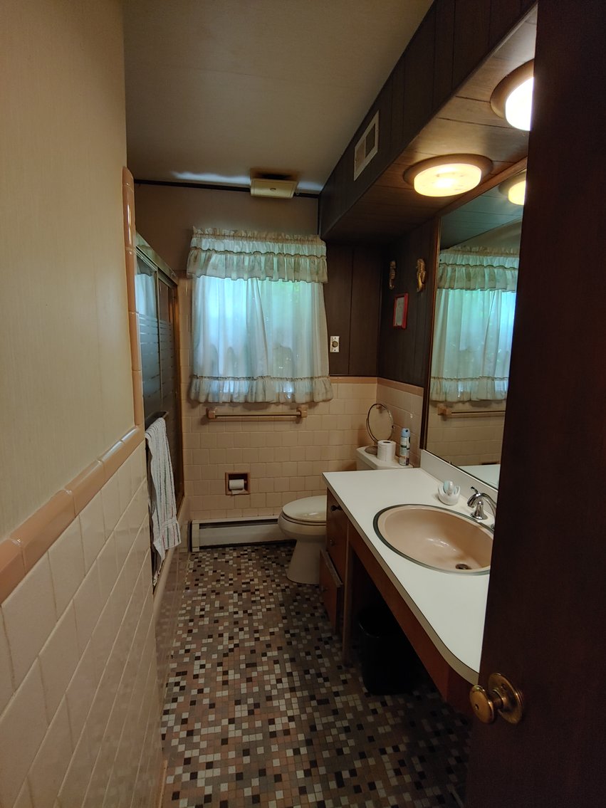 Image for 4 BR, 2 1/2 BATH ON 0.73+/- ACRE LOT