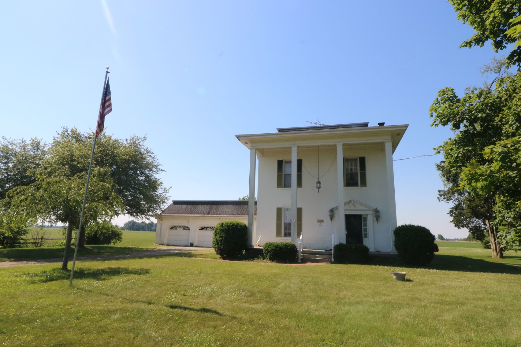 MINIMUM BID AUCTION! 120,000 18561 Kellogg Road