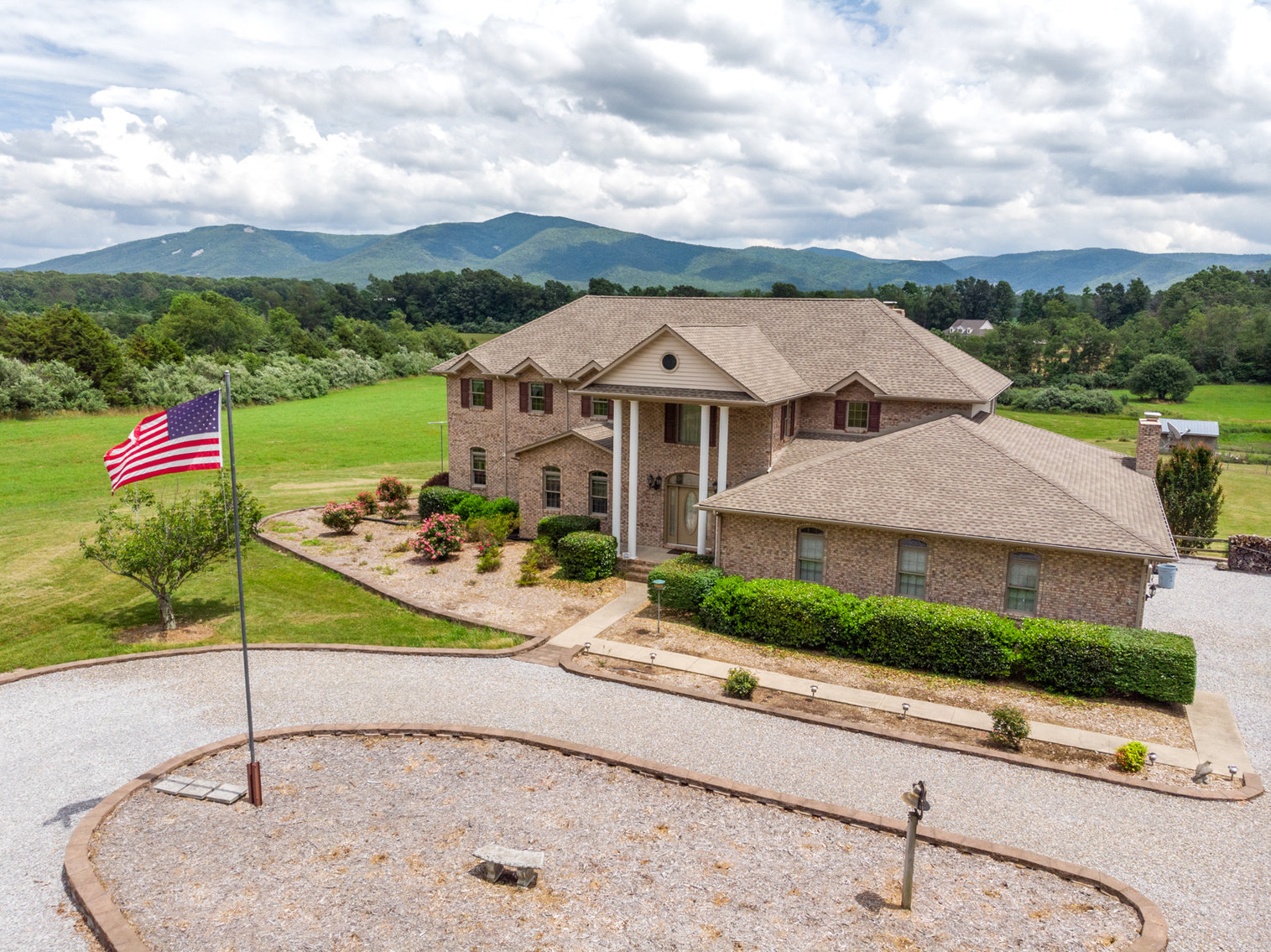 Custom 3 BR/3 BA Home on 14.5 +/ Acres w/Amazing Blue Ridge Mountain